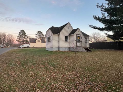 Tiny photo for 2902 2nd Ave E Ave, Hibbing, MN 55746 (MLS # 6123016)