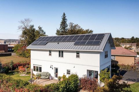 Tiny photo for 1515 Minnesota Ave, Duluth, MN 55802 (MLS # 6122648)