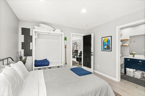 Tiny photo for 1515 Minnesota Ave, Duluth, MN 55802 (MLS # 6122648)