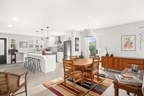 Tiny photo for 1515 Minnesota Ave, Duluth, MN 55802 (MLS # 6122648)