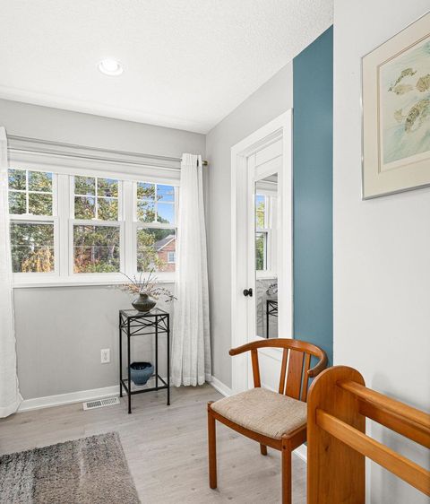 Tiny photo for 1515 Minnesota Ave, Duluth, MN 55802 (MLS # 6122648)