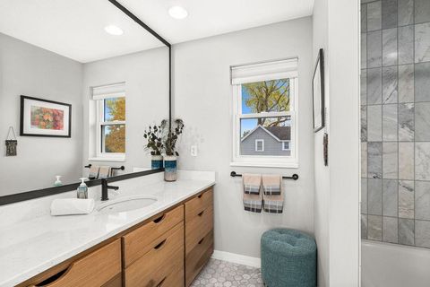 Tiny photo for 1515 Minnesota Ave, Duluth, MN 55802 (MLS # 6122648)