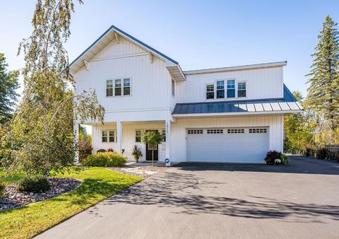 Photo of 1515 Minnesota Ave, Duluth, MN 55802 (MLS # 6122648)