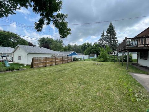 Tiny photo for 2412 NW 18th Ave, Rochester, MN 55901 (MLS # 6126458)