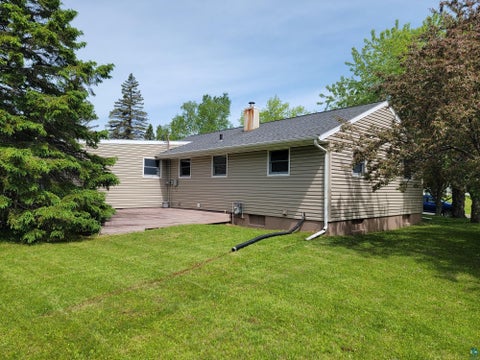 Tiny photo for 33 Evans Cr CIR, Silver Bay, MN 55614 (MLS # 6126002)
