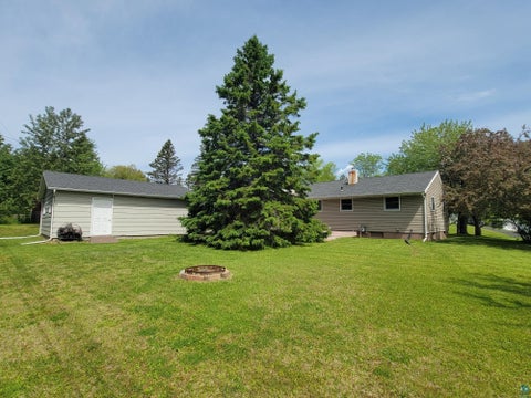 Tiny photo for 33 Evans Cr CIR, Silver Bay, MN 55614 (MLS # 6126002)