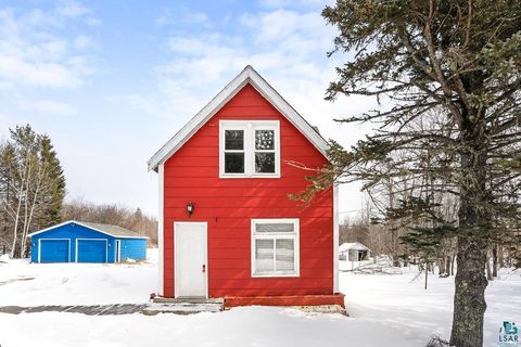 Photo of 4802 1st Ave N Ave, Duluth, MN 55803 (MLS # 6124037)