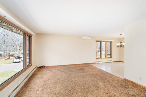 Tiny photo for 330 E Faribault St, Duluth, MN 55803 (MLS # 6124959)
