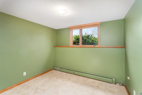 Tiny photo for 330 E Faribault St, Duluth, MN 55803 (MLS # 6124959)