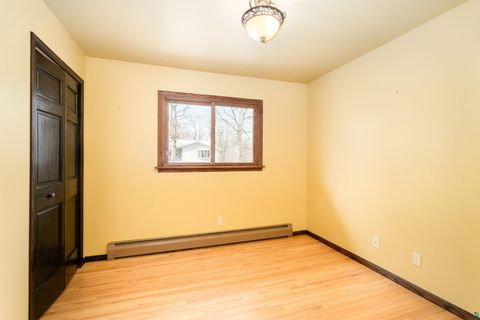 Tiny photo for 330 E Faribault St, Duluth, MN 55803 (MLS # 6124959)