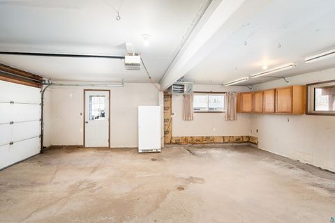 Tiny photo for 330 E Faribault St, Duluth, MN 55803 (MLS # 6124959)