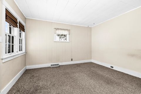 Tiny photo for 502 Sparkman Ave, Duluth, MN 55803 (MLS # 6123200)