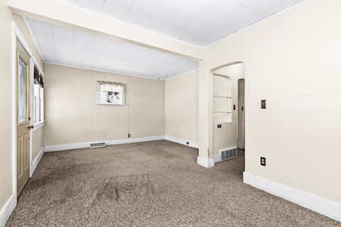 Tiny photo for 502 Sparkman Ave, Duluth, MN 55803 (MLS # 6123200)