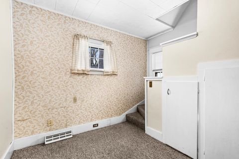 Tiny photo for 502 Sparkman Ave, Duluth, MN 55803 (MLS # 6123200)