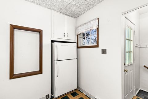 Tiny photo for 502 Sparkman Ave, Duluth, MN 55803 (MLS # 6123200)