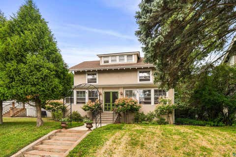 Tiny photo for 2017 E 4th St, Duluth, MN 55812 (MLS # 6127468)