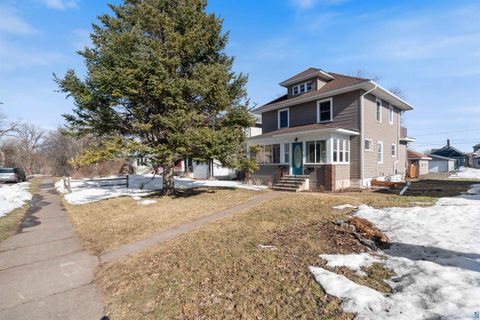 Tiny photo for 3718 W 4th St, Duluth, MN 55807 (MLS # 6124168)