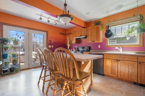 Tiny photo for 3718 W 4th St, Duluth, MN 55807 (MLS # 6124168)