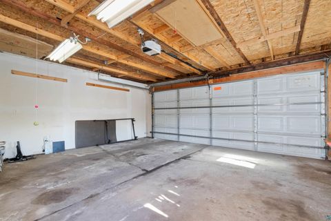 Tiny photo for 3718 W 4th St, Duluth, MN 55807 (MLS # 6124168)