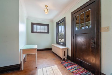 Tiny photo for 3718 W 4th St, Duluth, MN 55807 (MLS # 6124168)