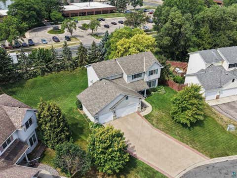 Tiny photo for 12320 Windsor Ct, Burnsville, MN 55337 (MLS # 6127009)