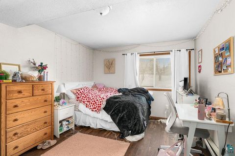 Tiny photo for 2425 Vermilion Rd, Duluth, MN 55803 (MLS # 6124159)