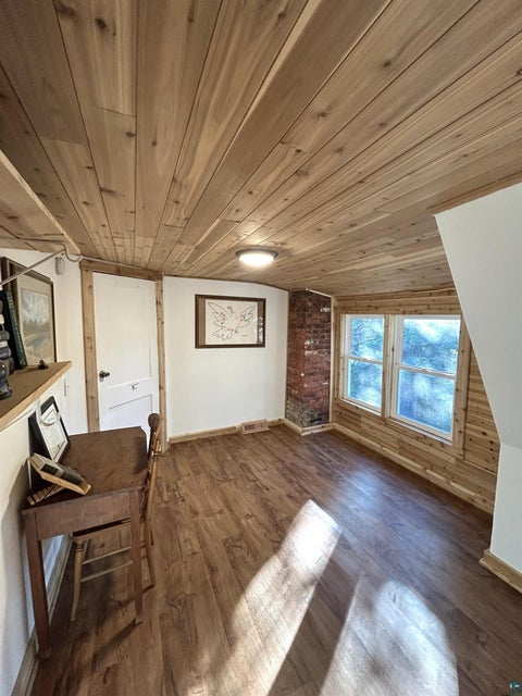 Tiny photo for 35 Jasper St, Soudan, MN 55782 (MLS # 6127789)