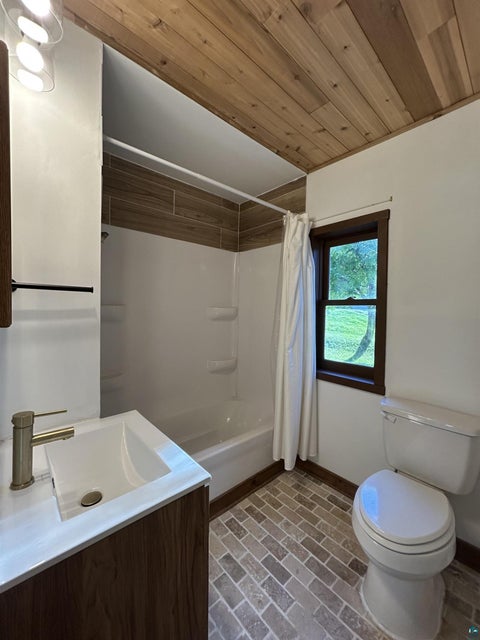 Tiny photo for 35 Jasper St, Soudan, MN 55782 (MLS # 6127789)