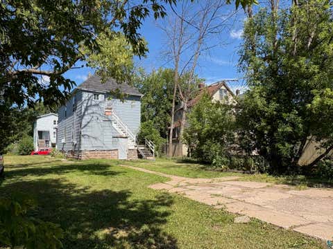 Tiny photo for 2714 W 2nd St, Duluth, MN 55806 (MLS # 6127192)