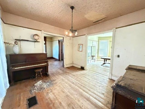 Tiny photo for 101 E 4th St, Duluth, MN 55805 (MLS # 6128071)