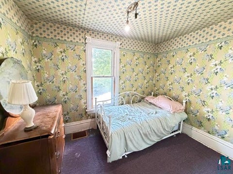 Tiny photo for 101 E 4th St, Duluth, MN 55805 (MLS # 6128071)