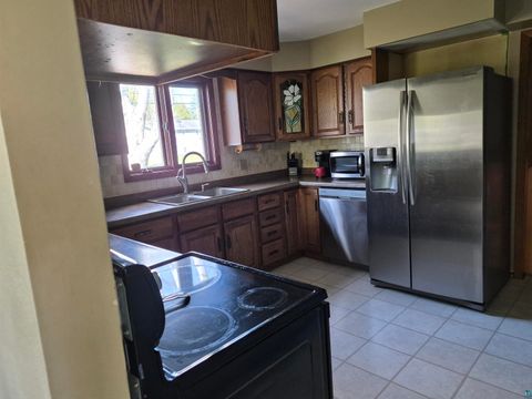 Tiny photo for 1424 E 6th St, Superior, MN 54880 (MLS # 6125602)
