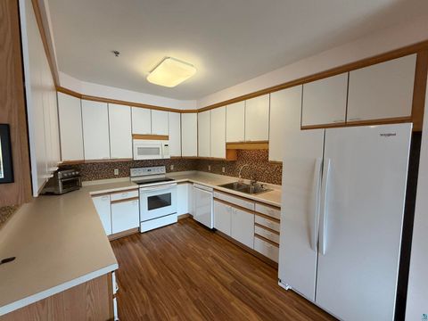 Tiny photo for 4042 Haines Rd #212, Duluth, MN 55811 (MLS # 6125403)