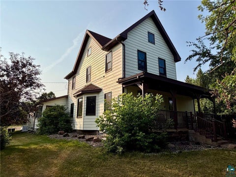 Photo of 401 River Bluff Ave, Sandstone, MN 55072 (MLS # 6126982)