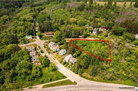 Tiny photo for xxxx W 10th St, Duluth, MN 55806 (MLS # 6124786)