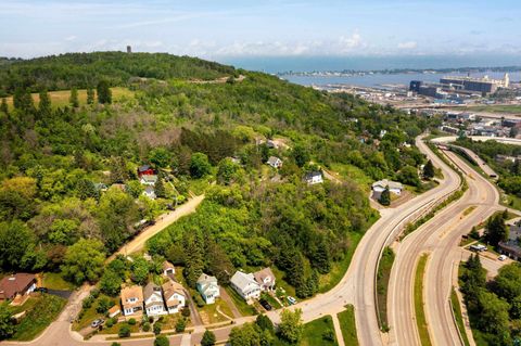 Tiny photo for xxxx W 10th St, Duluth, MN 55806 (MLS # 6124786)