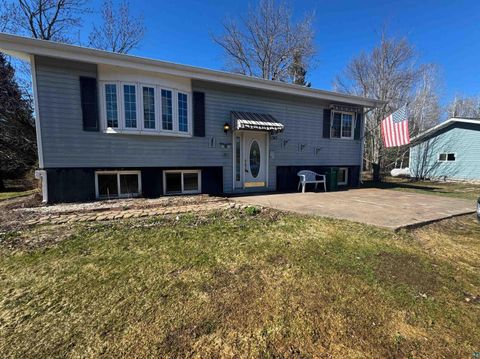 Photo of 1743 Shilhon Rd, Duluth, MN 55804 (MLS # 6125044)