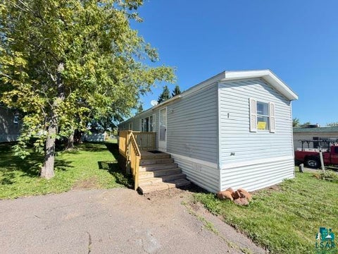 Photo of 7 Juniper Ln, Duluth, MN 55810 (MLS # 6127889)