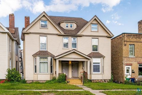 Photo of 14261428 E 1st St, Duluth, MN 55805 (MLS # 6124186)