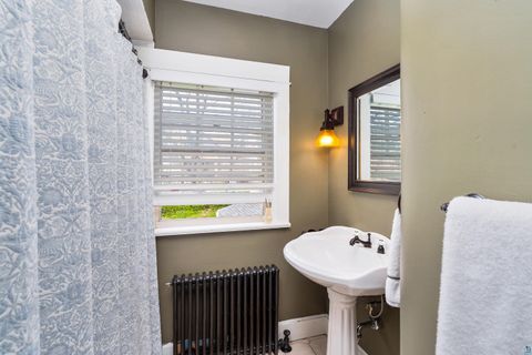 Tiny photo for 2415 E 2nd St, Duluth, MN 55812 (MLS # 6125334)