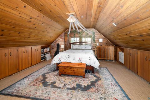 Tiny photo for 2415 E 2nd St, Duluth, MN 55812 (MLS # 6125334)