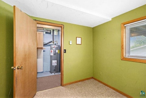 Tiny photo for 830 N 1st Ave E, Duluth, MN 55805 (MLS # 6126301)
