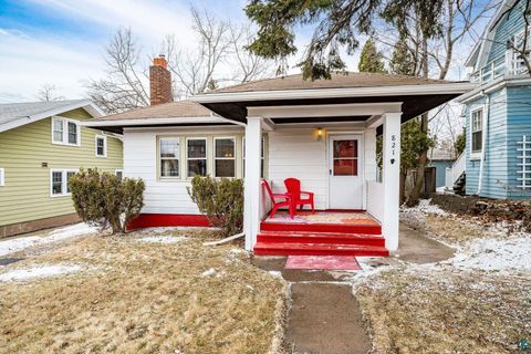 Tiny photo for 821 N 19th Ave E Ave, Duluth, MN 55812 (MLS # 6124829)