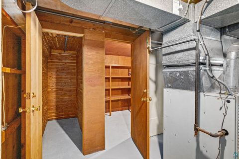 Tiny photo for 821 N 19th Ave E Ave, Duluth, MN 55812 (MLS # 6124829)