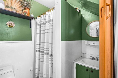 Tiny photo for 28 Vassar St, Duluth, MN 55803 (MLS # 6123334)