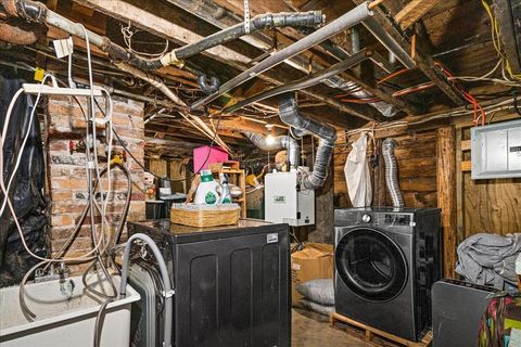 Tiny photo for 28 Vassar St, Duluth, MN 55803 (MLS # 6123334)