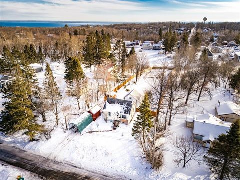 Tiny photo for 28 Vassar St, Duluth, MN 55803 (MLS # 6123334)