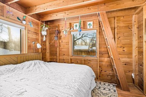 Tiny photo for 28 Vassar St, Duluth, MN 55803 (MLS # 6123334)