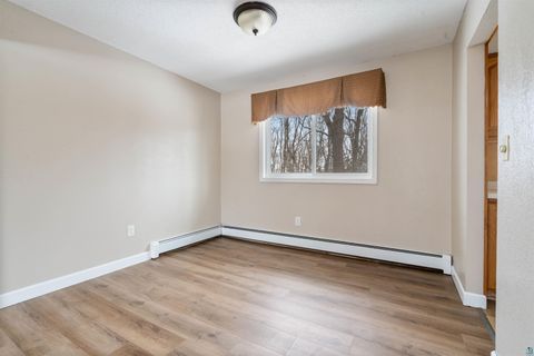 Tiny photo for 1206 Woodrich Cr CIR, Duluth, MN 55811 (MLS # 6124966)