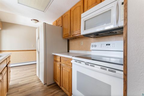 Tiny photo for 1206 Woodrich Cr CIR, Duluth, MN 55811 (MLS # 6124966)